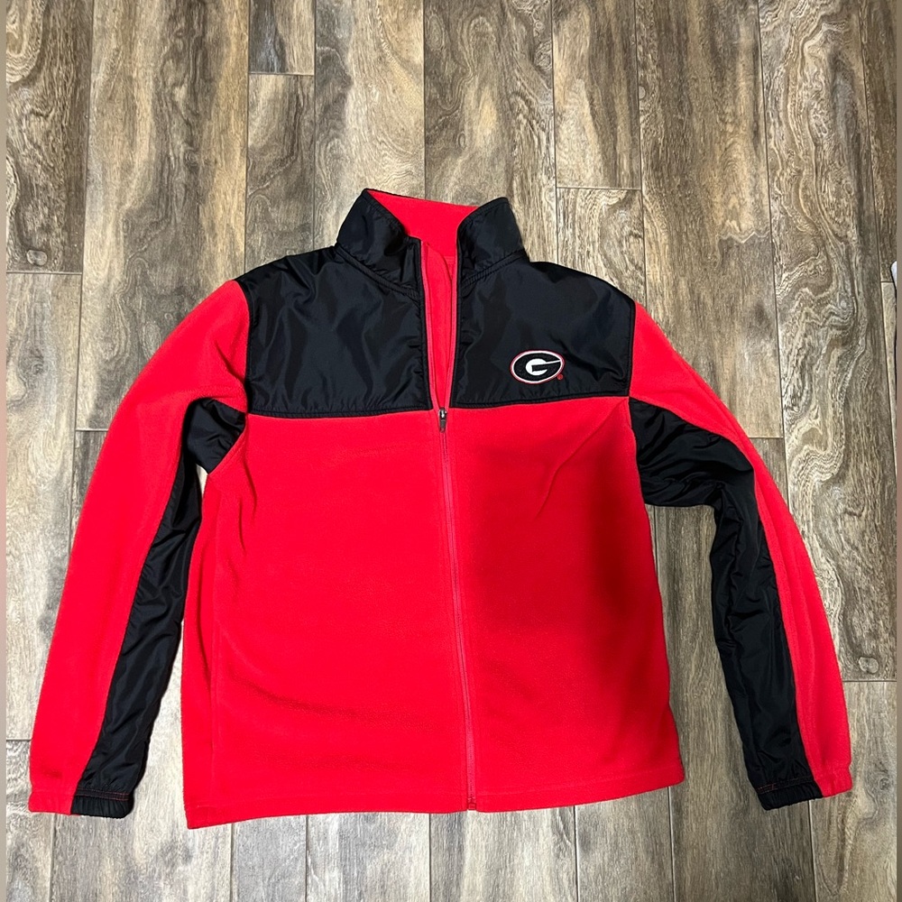 Childs Size XL Georgia Bulldogs Jacket. Fits adult small.